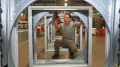Экономический рост Китая заметно замедлился, не достигнув целевого показателя